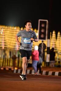 BIB: 5432
                            <button type="button" onclick="openModal(21119692)" class="btn btn-primary btn-sm float-right btn-popup" data-toggle="modal" data-target=".modal-high-quality">
                        <i class="fas fa-shopping-cart"></i> Add to Cart
                    </button>
                                            <button type="button" onclick="isThisMe(21119692, true)" class="btn btn-success btn-sm float-right btn-popup btn-isme hidden" data-toggle="tooltip" data-placement="bottom" title="นี่คือรูปของคุณใช่ไหม คลิกที่นี่เพื่อเอาเข้าอัลบั้ม">
                        <i class="fas fa-plus"></i> Add to album
                    </button>
                    <button type="button" onclick="isThisMe(21119692, false)" class="btn btn-warning btn-sm float-right btn-popup btn-isnotme hidden">
                        <i class="fas fa-ban"></i> Remove from album
                    </button>